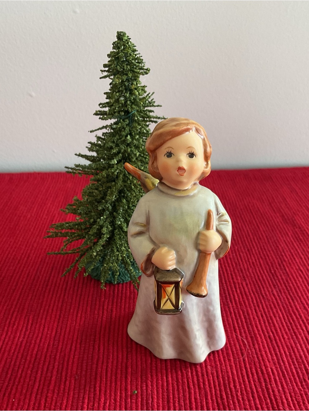 Vintage Goebel #480 M I Hummel “Hosanna” Hand-Painted Angel Figurine, 4” Tall
